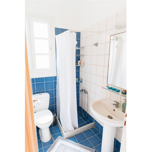 accommodation andros port